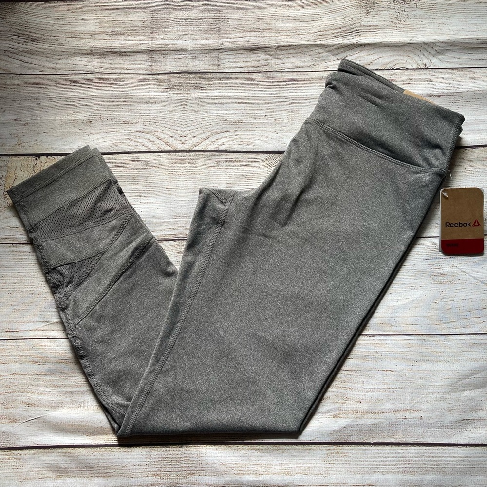 Reebok 7/8 Mid Rise Athletic Workout Training Leggings NWT Women’s Medium Gray